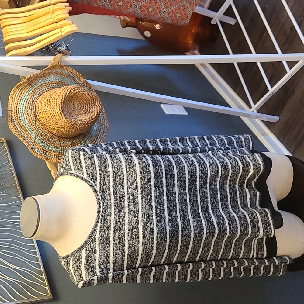 Larry Levine Top